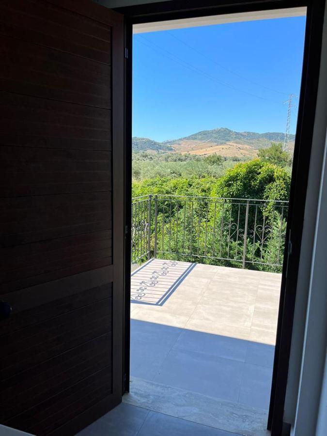 Policaretto Rooms Torretta  Экстерьер фото